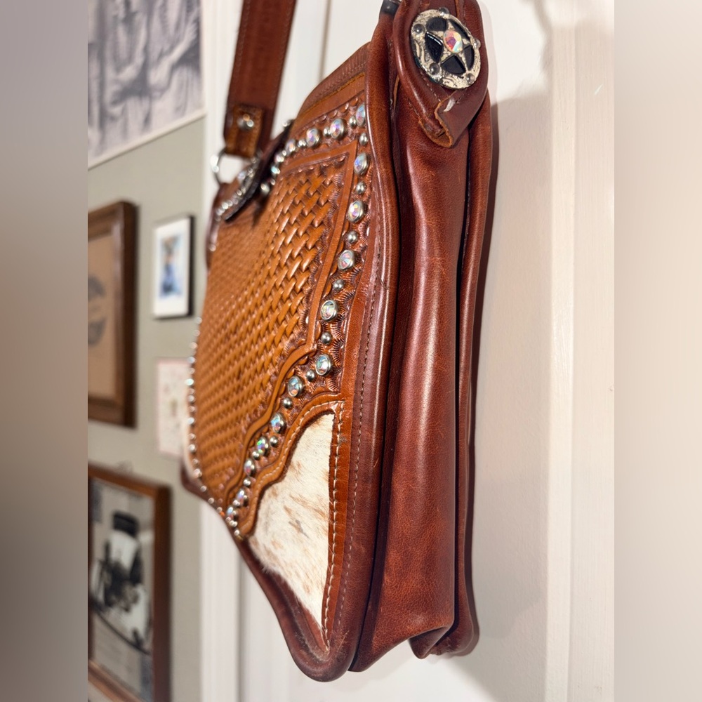 Double J Saddlery Hand-Tooled Leather Cowhide Crystal Western Shoulder Bag - Picture 3 of 16